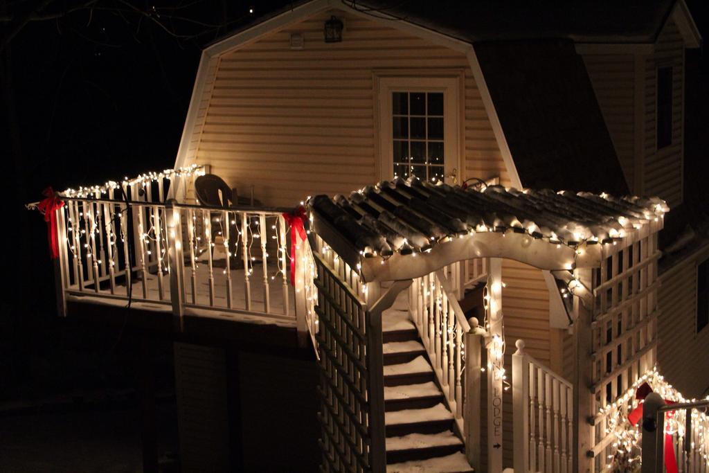 Trickling Waters Retreat Villa Marquette Rum bild