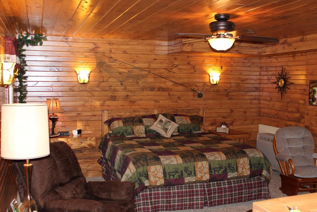 Trickling Waters Retreat Villa Marquette Rum bild